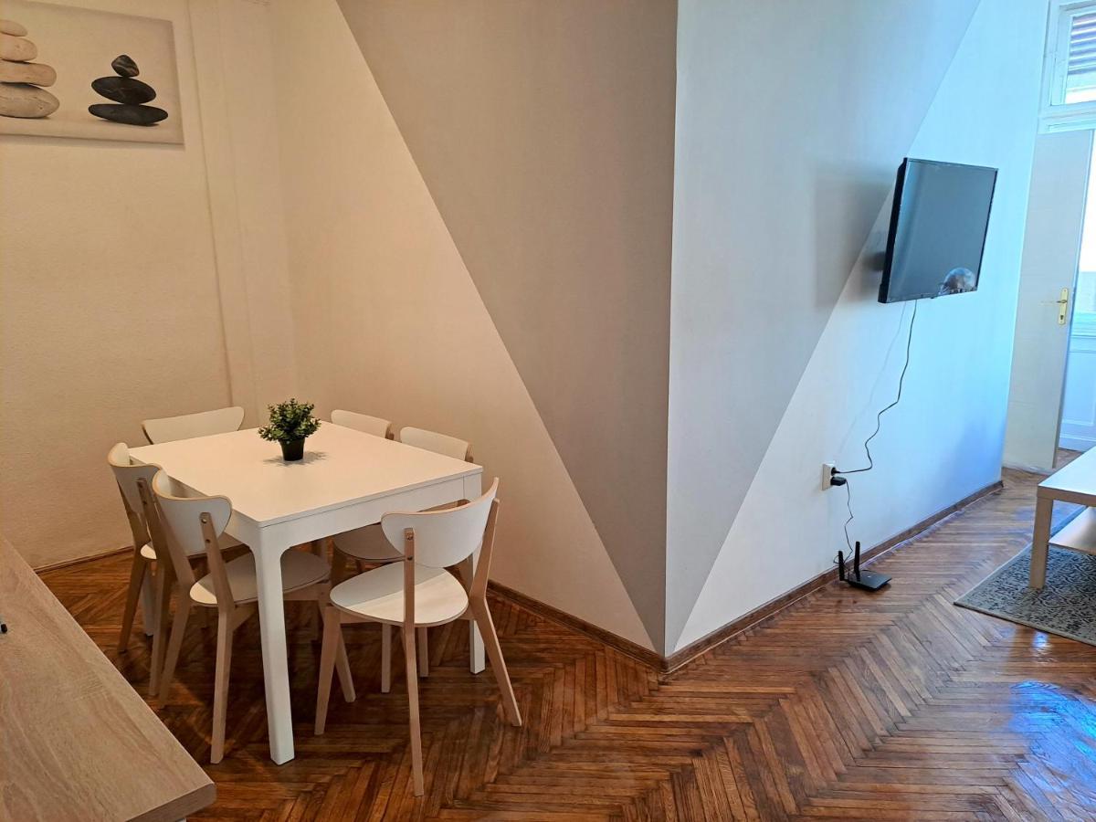 Emerald Apartment Budapest Bagian luar foto