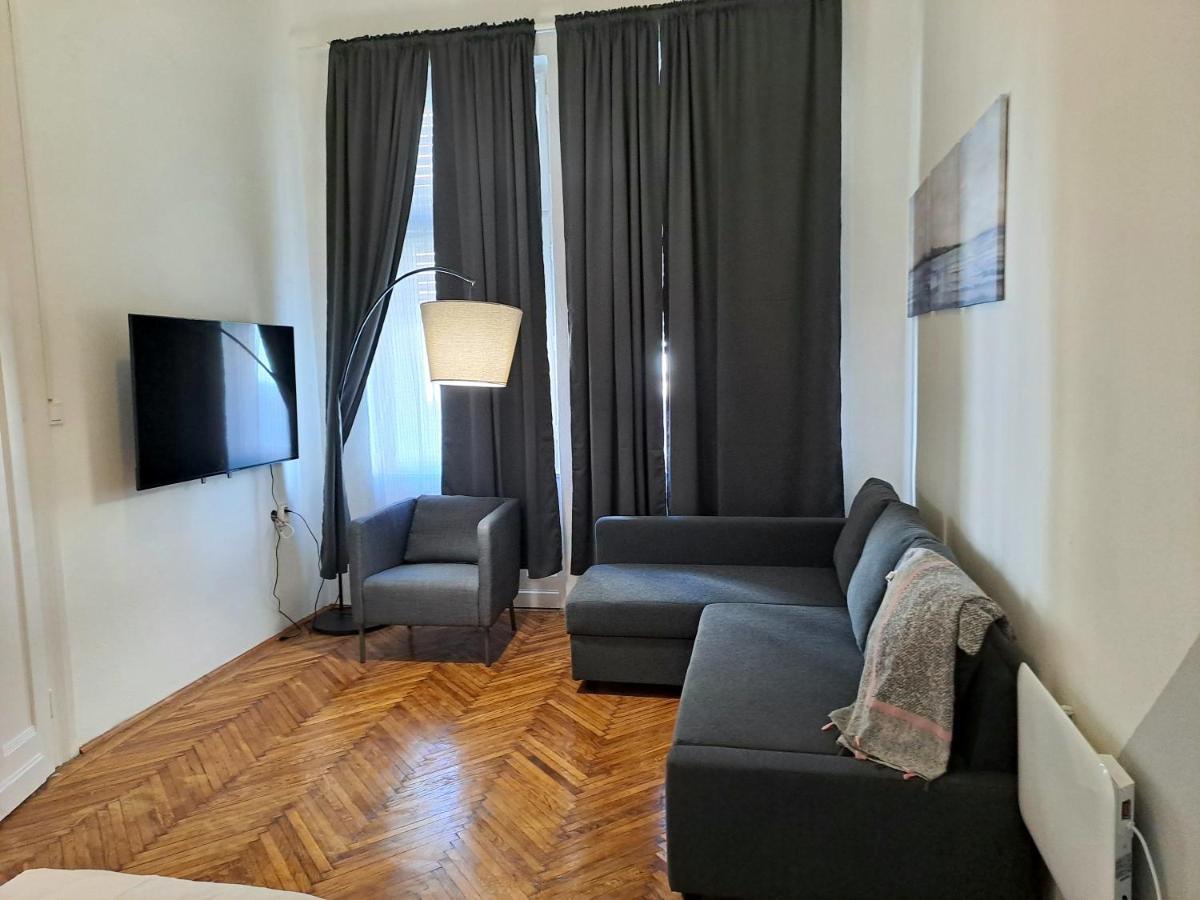 Emerald Apartment Budapest Bagian luar foto