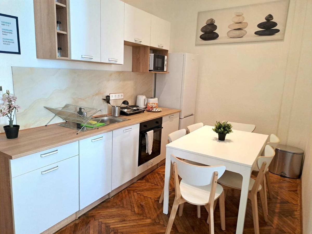 Emerald Apartment Budapest Bagian luar foto